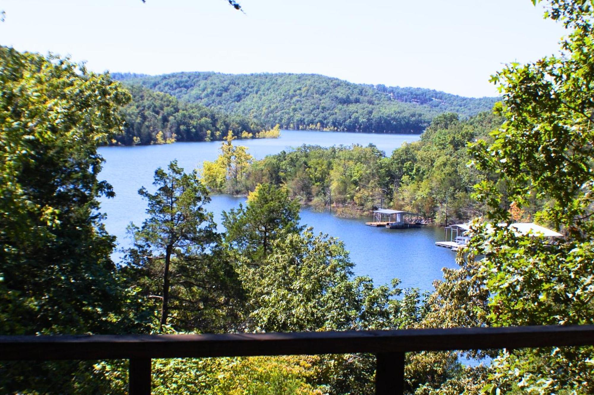 Beaver Lakefront Cabins - Couples Only Getaways Eureka Springs Exterior photo